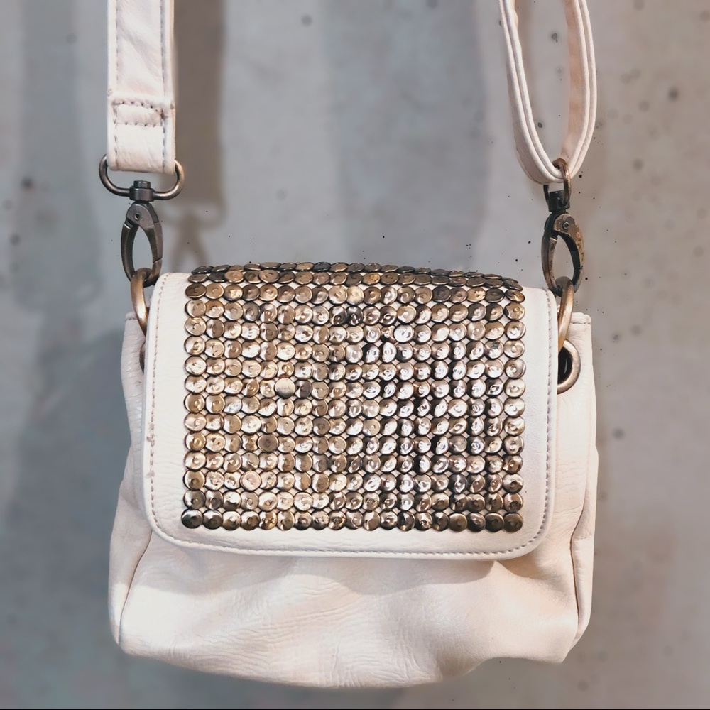 Small gold and cream bag - Francesca’s